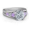 Anillo de amor radiante con gemas de collar