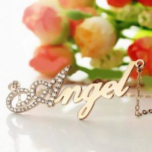 Rose Gold Script Name Necklace Piedras de nacimiento completas iniciales