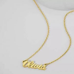Collar con nombre CZ personalizado chapado en oro de 14 k