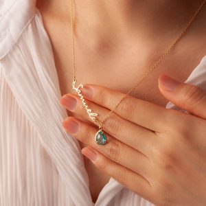 Emerald Birthstone Necklace for Mom With Birthstone